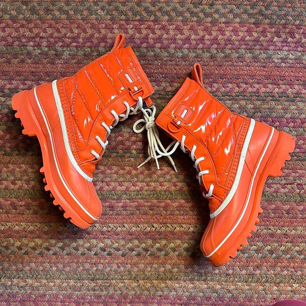 SOREL ROYAL CARIBOU WATERPROOF ORANGE SNOW BOOTS